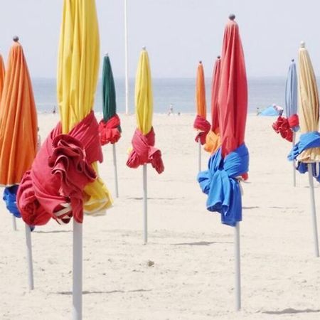 Le Cyrano, Deauville - App. T2 Proche De La Mer Экстерьер фото